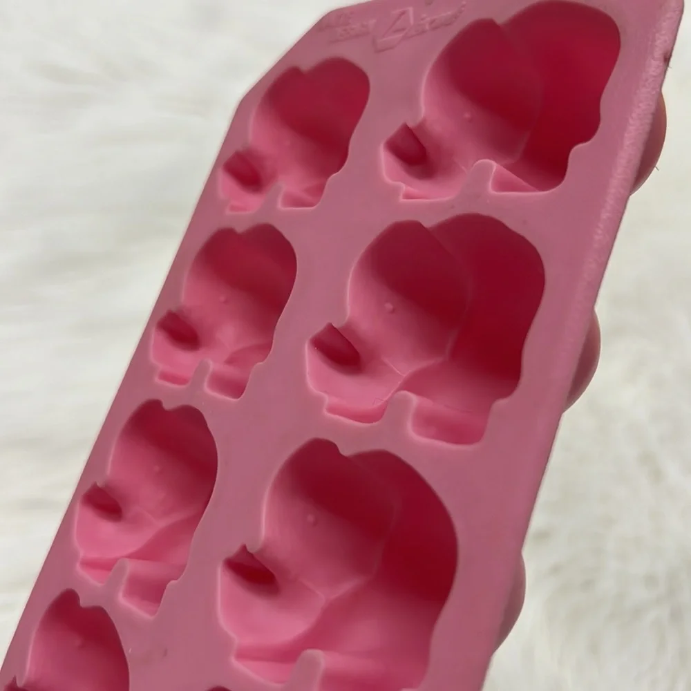 π 10/$10 π Elephants Design Pink Silicone Food Mold - Picture 3 of 7